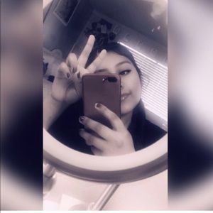 Meet your Posher, Breanna